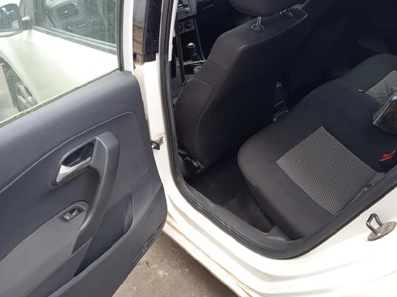 volkswagen polo (6r1) del año 2014