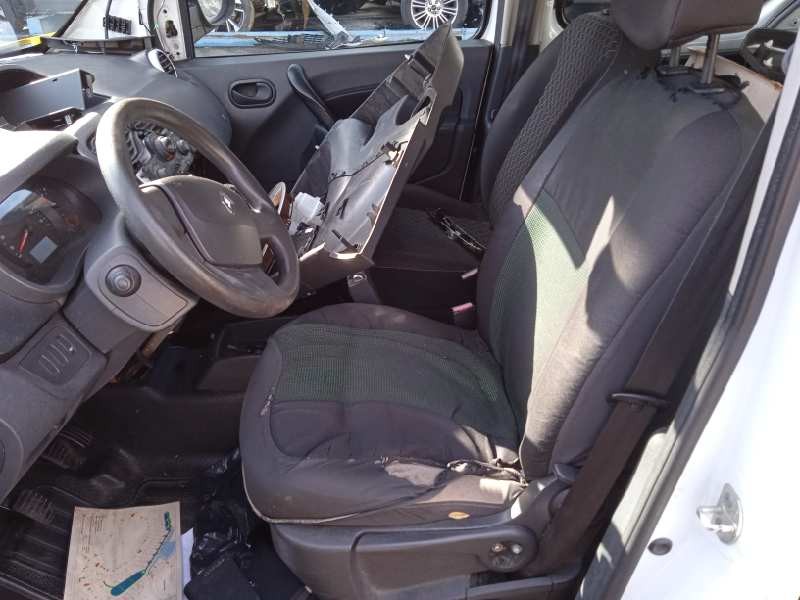 renault kangoo del año 2010