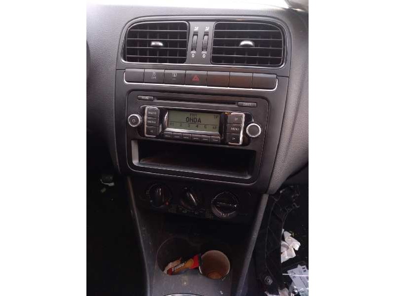 volkswagen polo (6r1) del año 2010