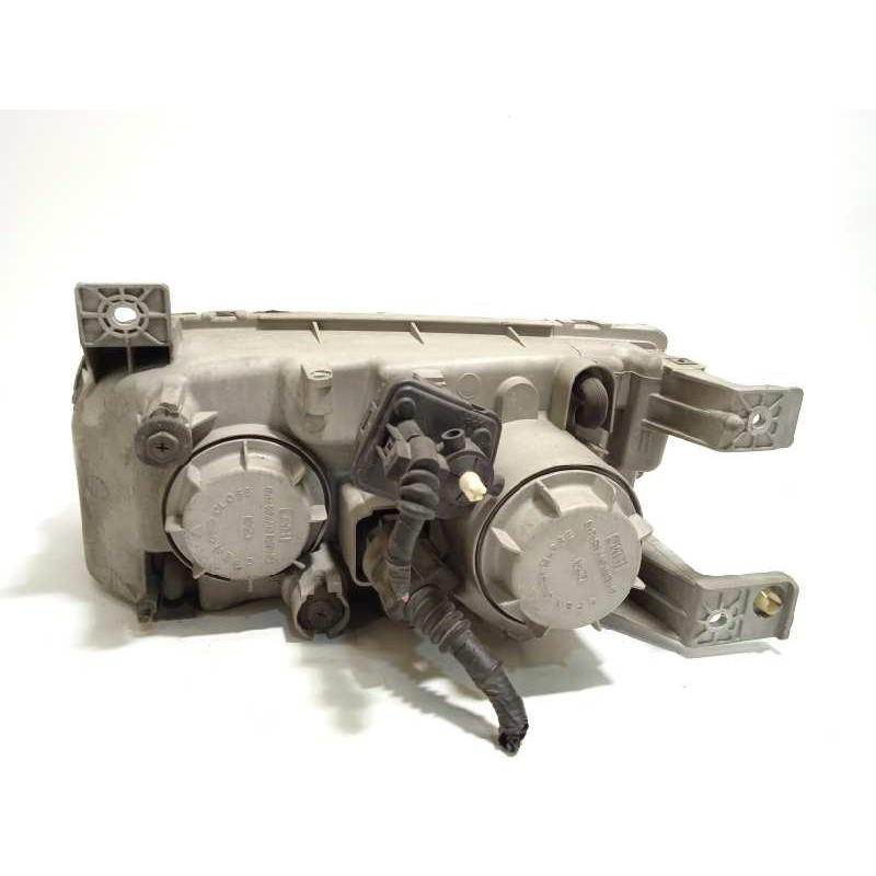Recambio de faro derecho para hyundai trajet (fo) 2.0 crdi gls referencia OEM IAM 921043A020  