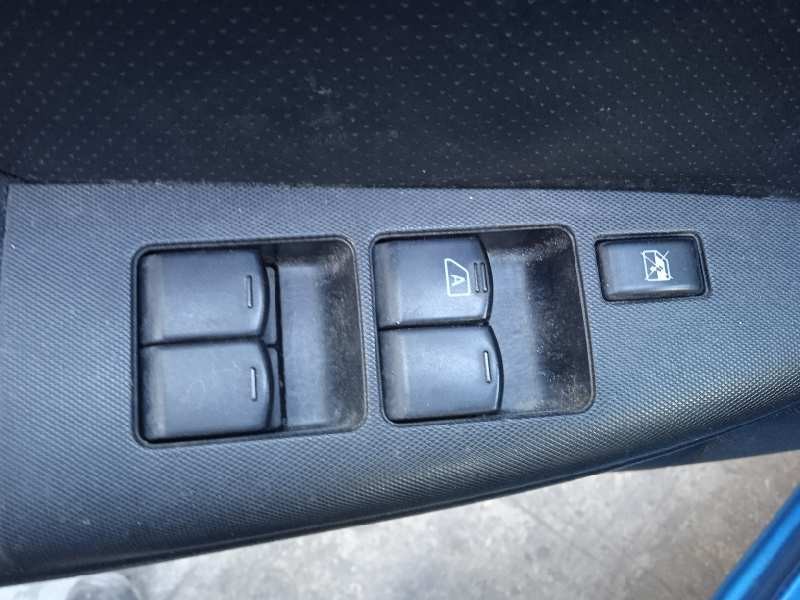 nissan note (e11e) del año 2007