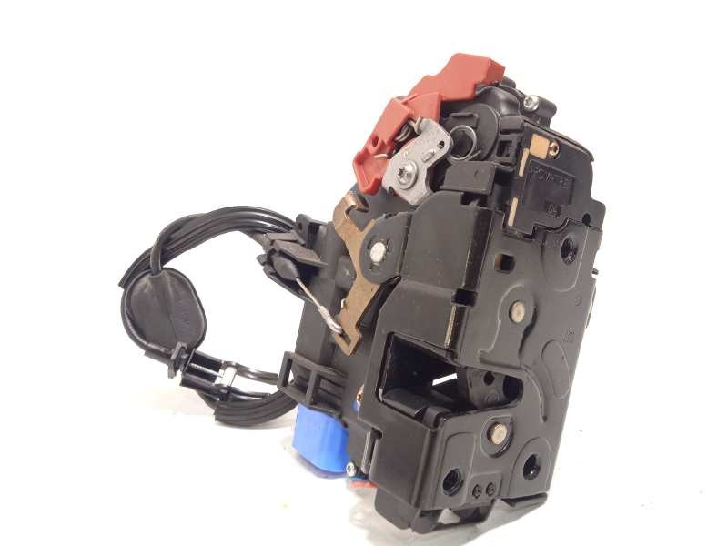 CERRADURA PUERTA DELANTERA DERECHA 3D1837016 