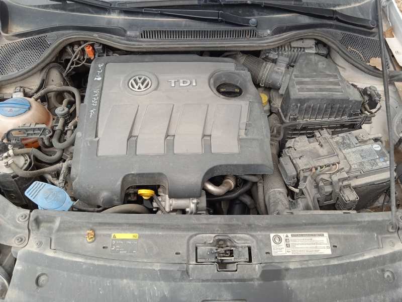 volkswagen polo (6r1) del año 2014