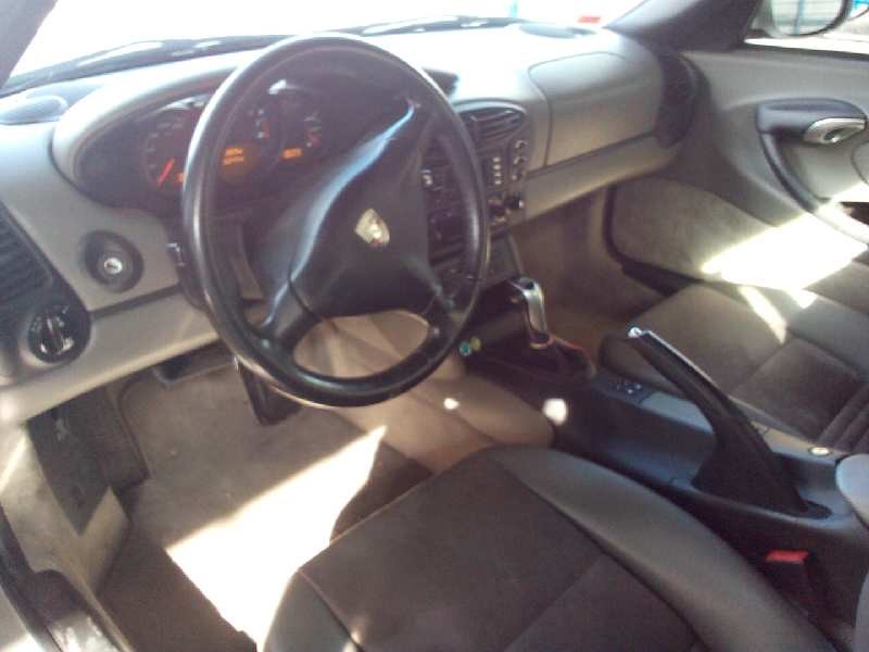 porsche boxster (typ 986) del año 2001