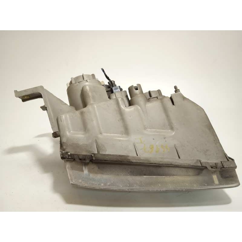 Recambio de faro izquierdo para hyundai trajet (fo) 2.0 crdi gls referencia OEM IAM 921033A020  