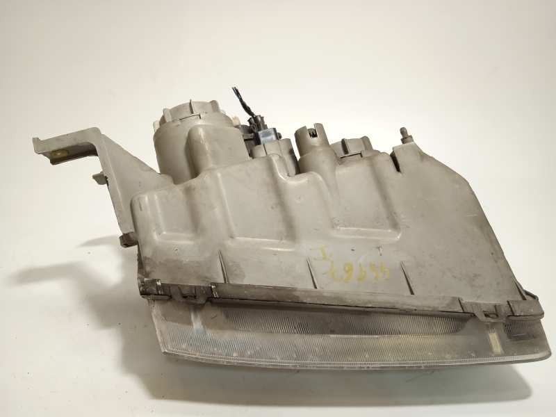 Recambio de faro izquierdo para hyundai trajet (fo) 2.0 crdi gls referencia OEM IAM 921033A020  