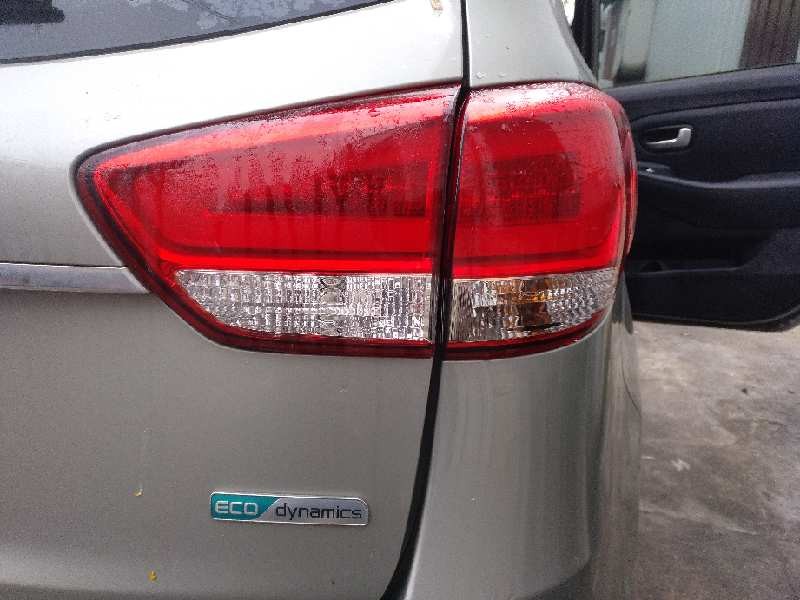 kia carens ( ) del año 2017