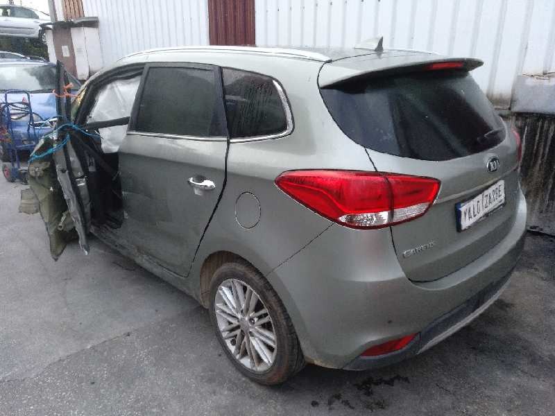 kia carens ( ) del año 2017
