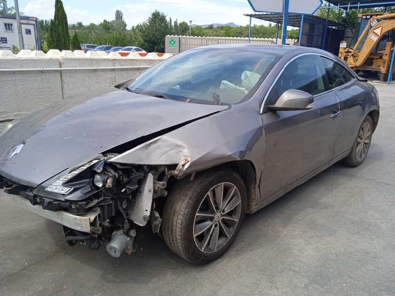 renault laguna coupe del año 2013