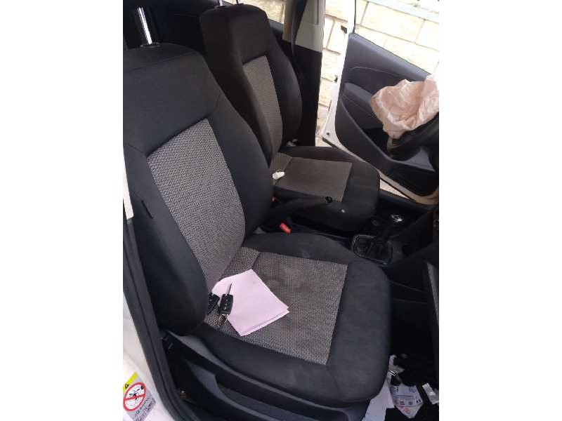 volkswagen polo (6r1) del año 2010