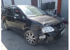 VOLKSWAGEN TOURAN (1T1)