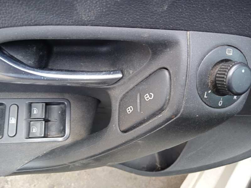 volkswagen polo (6r1) del año 2014