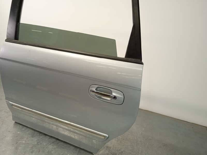 Recambio de puerta trasera izquierda para hyundai trajet (fo) 2.0 crdi gls referencia OEM IAM 770033A020  