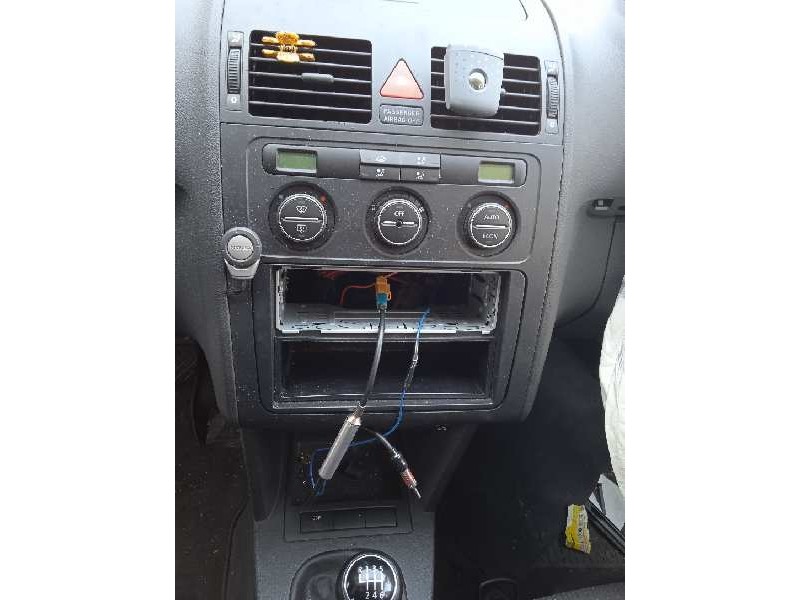 volkswagen touran (1t1) del año 2005