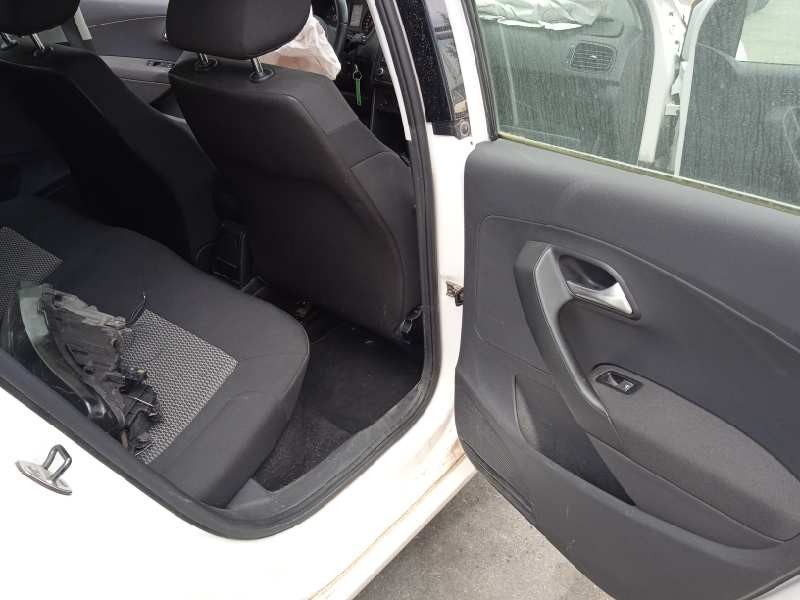 volkswagen polo (6r1) del año 2014