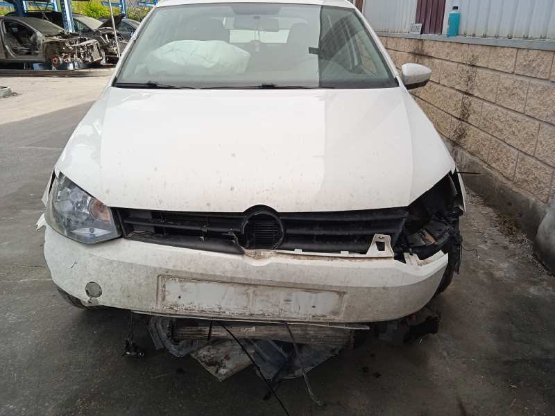 volkswagen polo (6r1) del año 2014