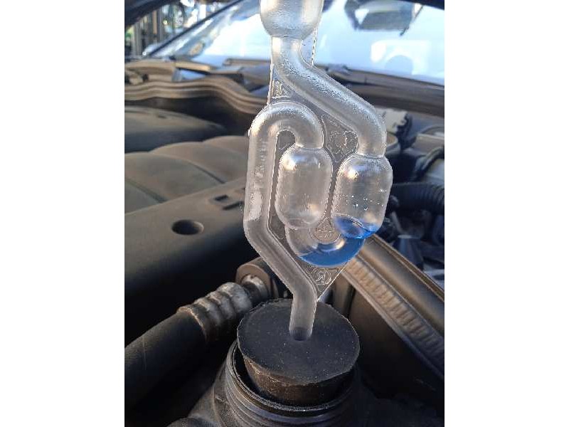 mercedes-benz clase e (w211) berlina del año 2004