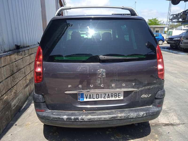 peugeot 807 del año 2004
