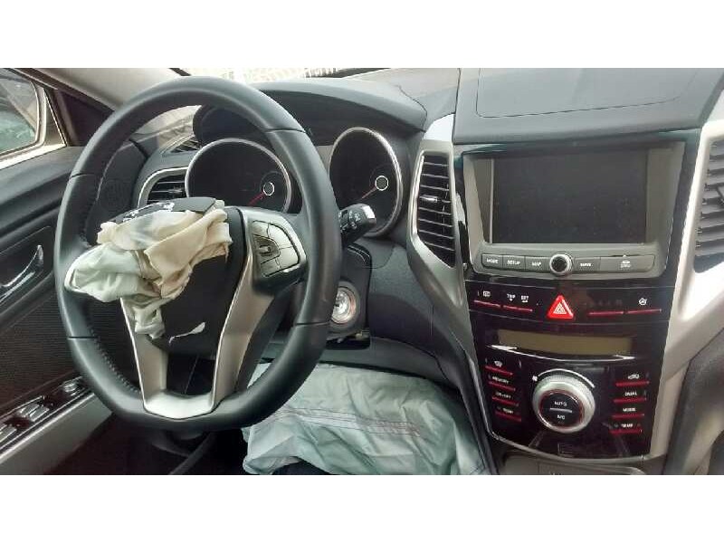 ssangyong tivoli del año 2016