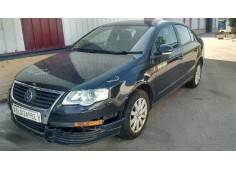 VOLKSWAGEN PASSAT BERLINA (3C2)