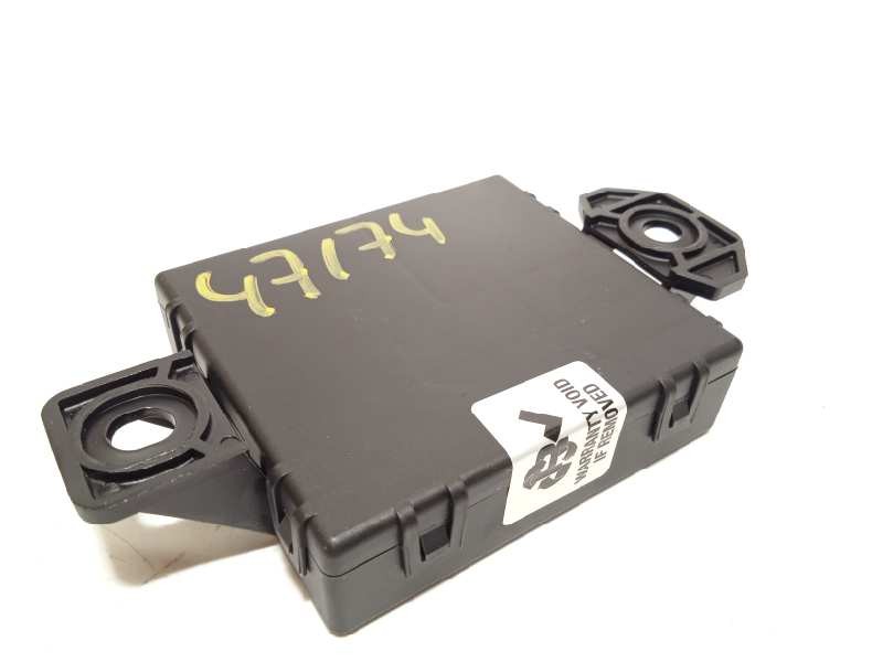 Recambio de modulo electronico para land rover discovery sport hse referencia OEM IAM HK7214F681AA  LR083799