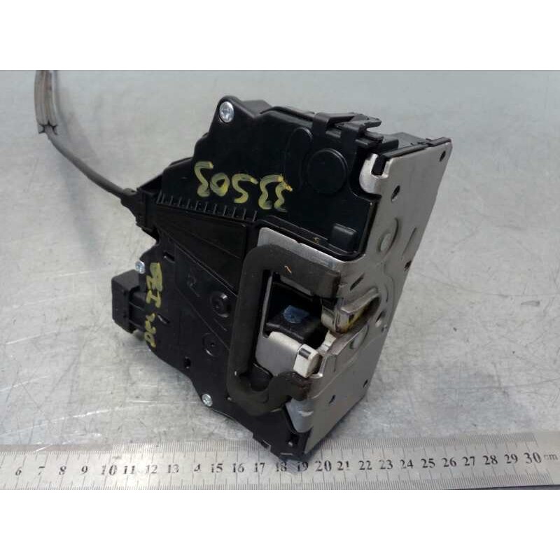 Recambio de cerradura puerta delantera izquierda para fiat punto (199) easy referencia OEM IAM 51905686  