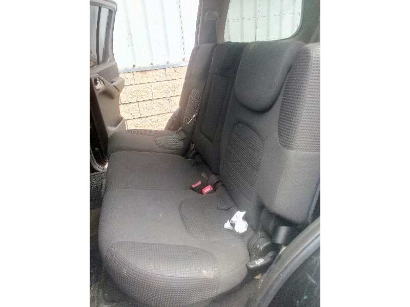 nissan pathfinder (r51) del año 2006