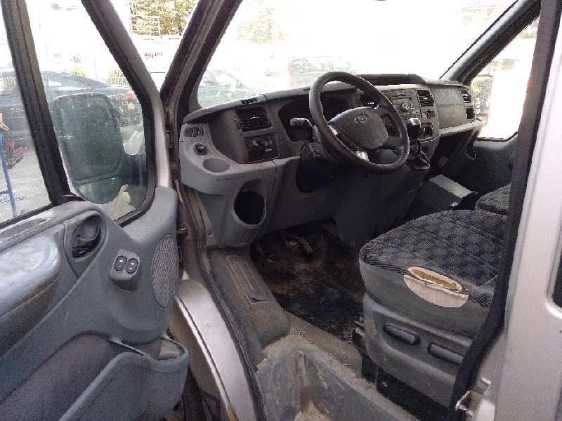 ford transit combi ´06 del año 2007