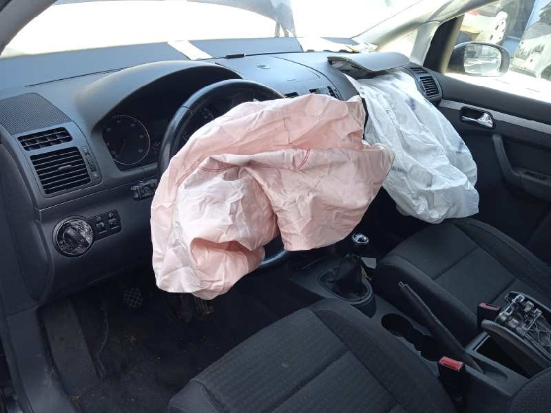 volkswagen touran (1t1) del año 2005