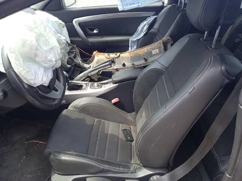 renault laguna coupe del año 2013