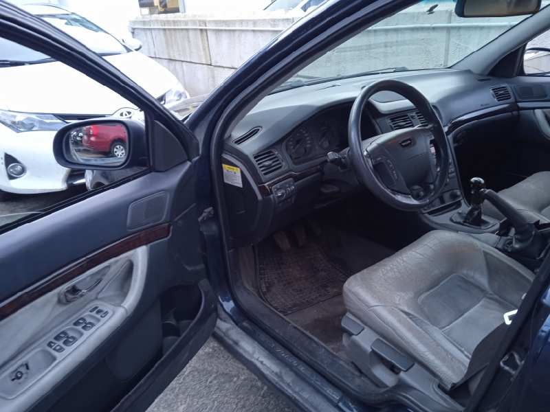 volvo s80 berlina del año 2003