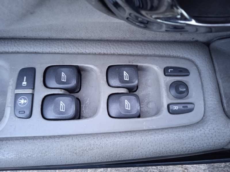 volvo s80 berlina del año 2003