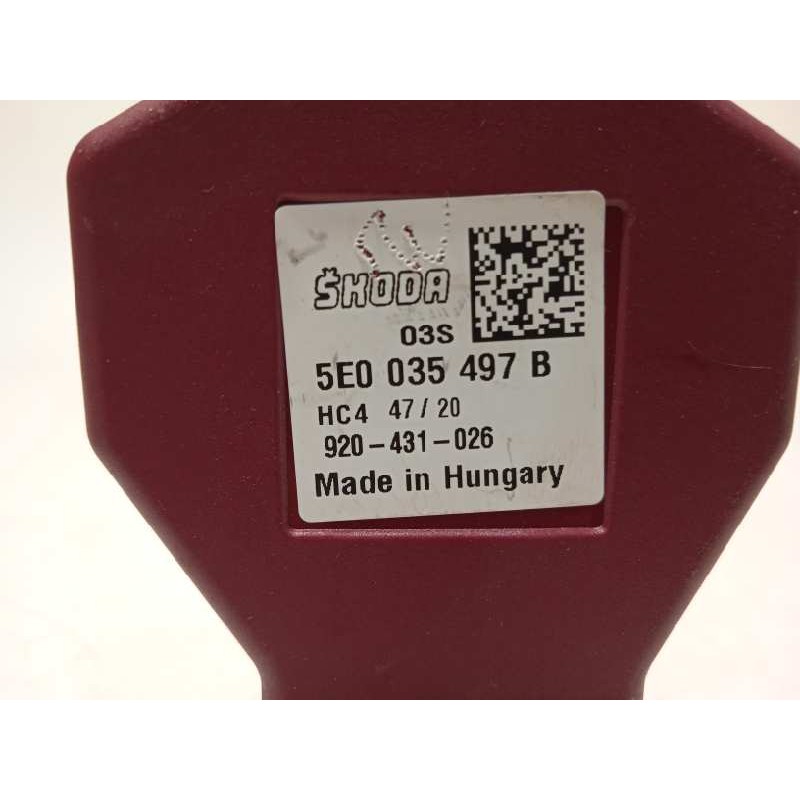 Recambio de antena para skoda kamiq (nw4) ambition referencia OEM IAM 5E0035497B  