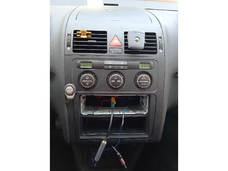 volkswagen touran (1t1) del año 2005