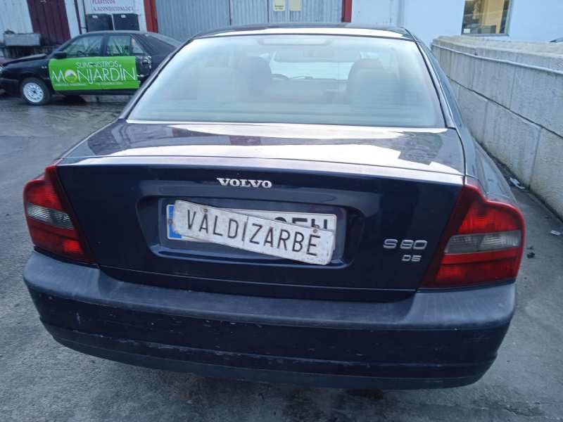 volvo s80 berlina del año 2003