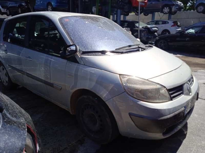 renault scenic ii del año 2004