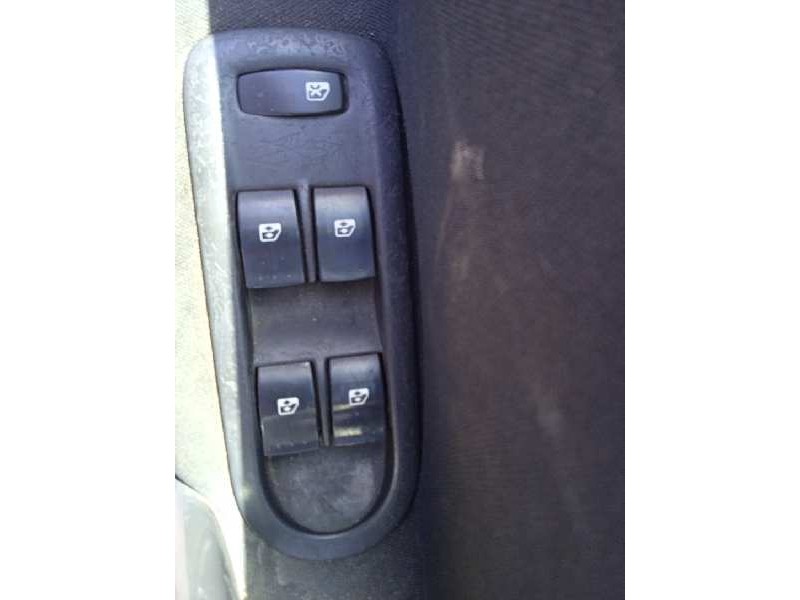 renault scenic ii del año 2004