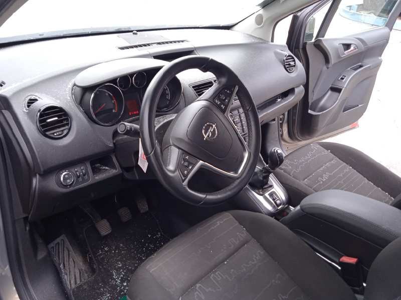 opel meriva b del año 2012