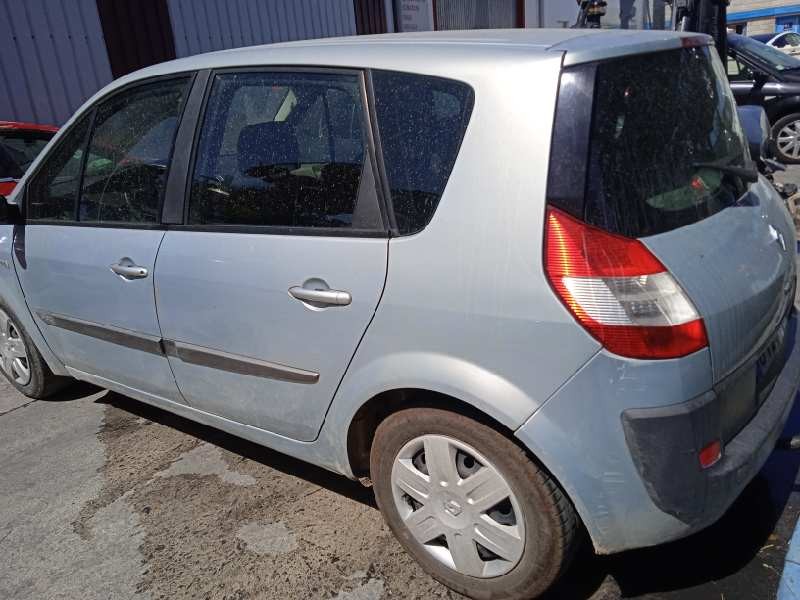 renault scenic ii del año 2004