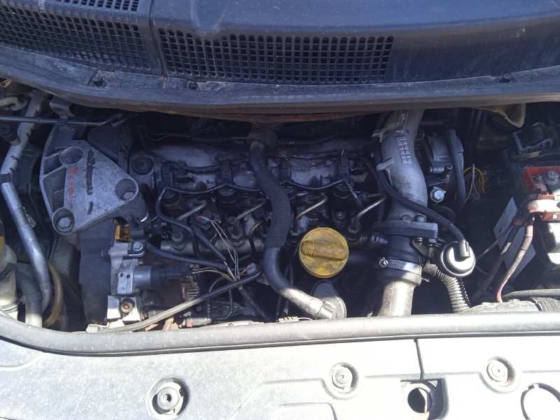 renault scenic ii del año 2004