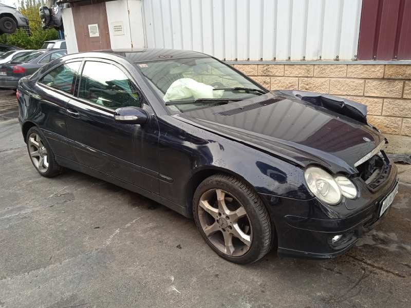 mercedes-benz clase c (w203) sportcoupe del año 2005