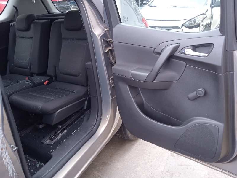 opel meriva b del año 2012