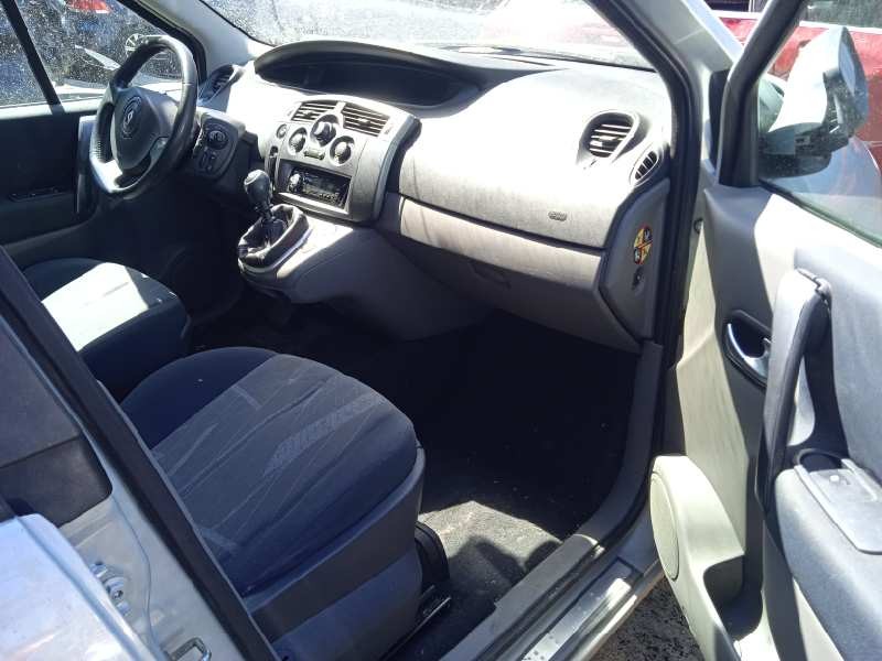 renault scenic ii del año 2004