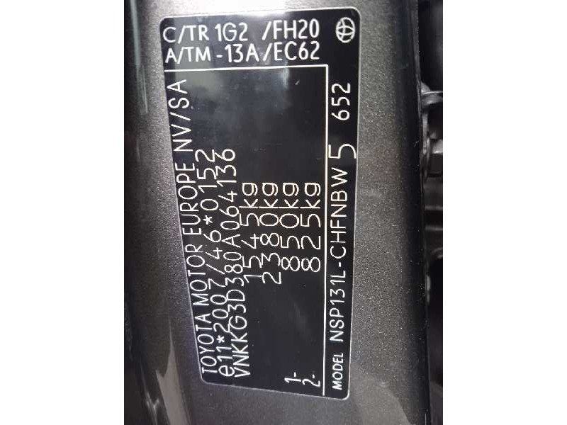 toyota yaris del año 2018