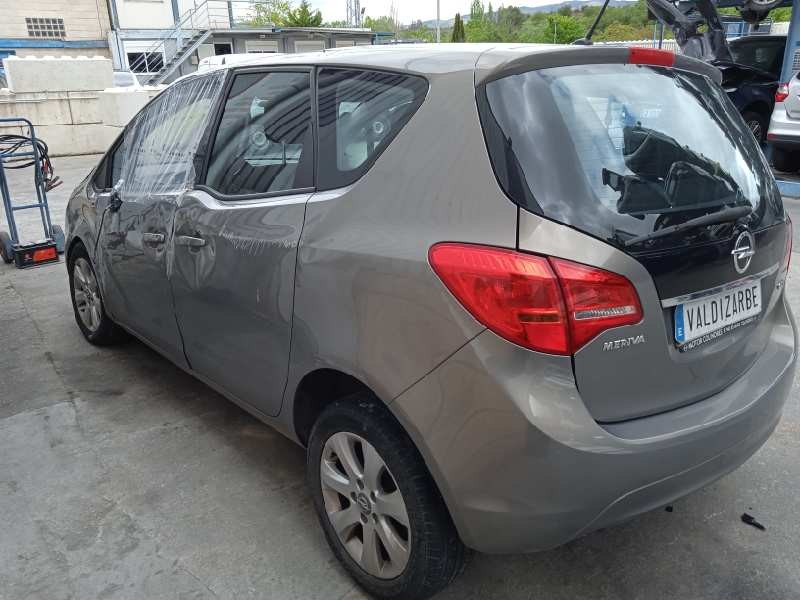opel meriva b del año 2012
