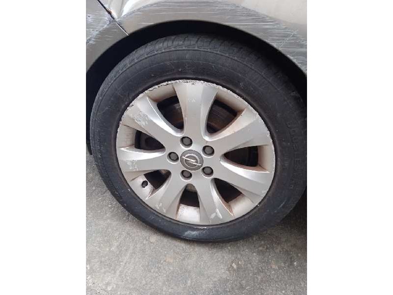 opel meriva b del año 2012