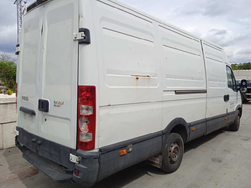 iveco daily caja cerrada (2006 =>) del año 2007