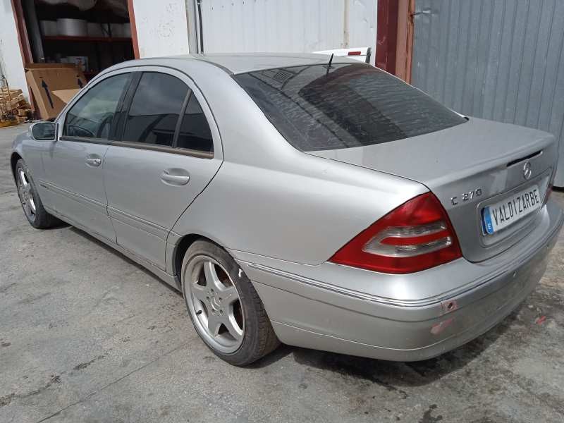 mercedes-benz clase c (w203) berlina del año 2006
