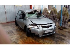 toyota auris del año 2009