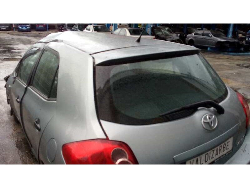 toyota auris del año 2009